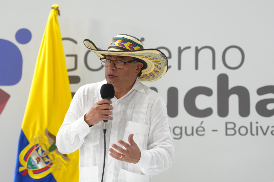 Gustavo Petro. Gustavo Petro.
