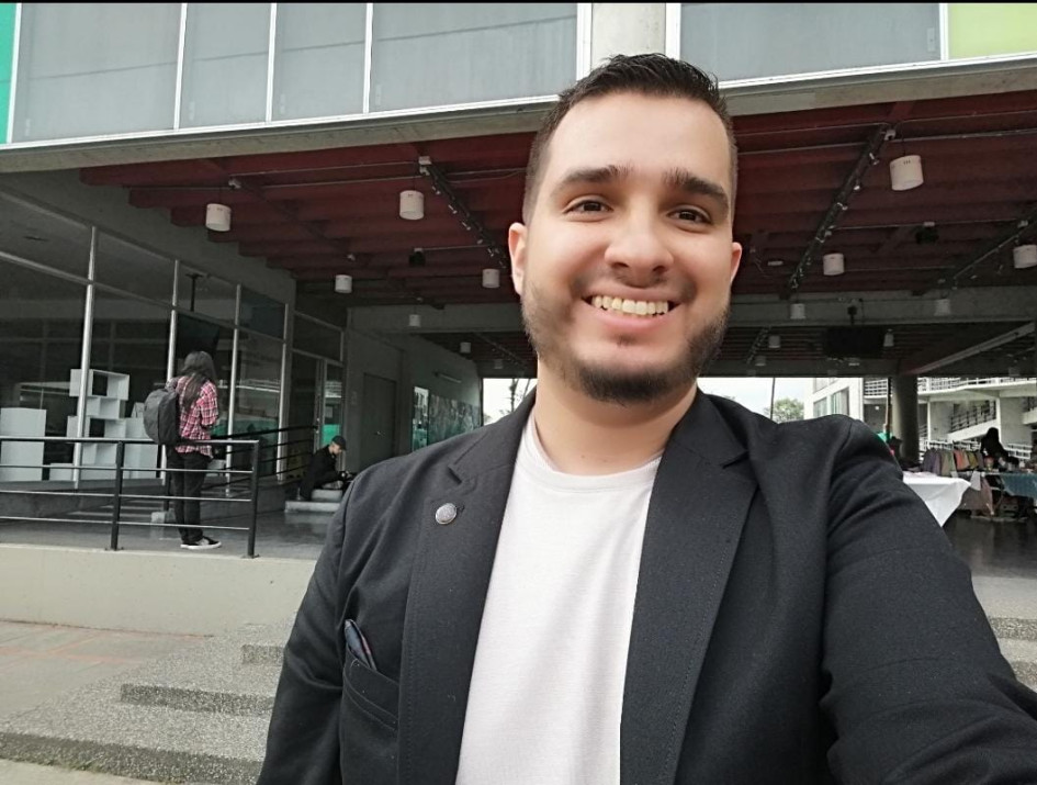 Luis Alejandro González escogerá hoy, luego de surtir las etapas del Concurso Docente desde el 2021, su sede educativa de trabajo, en zona urbana de Manizales Luis Alejandro González escogerá hoy, luego de surtir las etapas del Concurso Docente desde el 2021, su sede educativa de trabajo, en zona urbana de Manizales