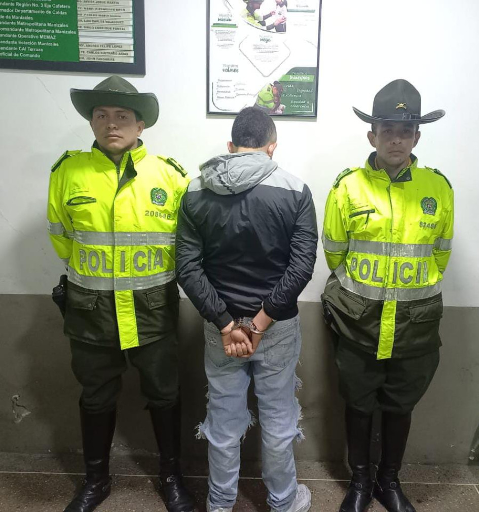 Detenido por violencia contra servidor público. Detenido por violencia contra servidor público.