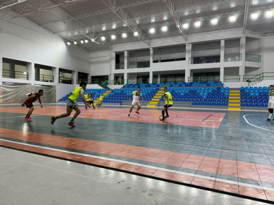 El equipo de microfútbol masculino que debuta y estrena hoy el Coliseo Menor en los Juegos Nacionales ya entrenó en el escenario. Juegos Nacionales del 2023