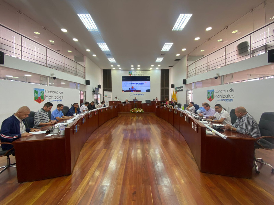 La cifra para el próximo año quedaría en $1 billón 5 mil 217 millones. El futuro de este proyecto depende de la aprobación en el segundo debate, en la primera mitad de diciembre. La cifra para el próximo año quedaría en $1 billón 5 mil 217 millones. El futuro de este proyecto depende de la aprobación en el segundo debate, en la primera mitad de diciembre.