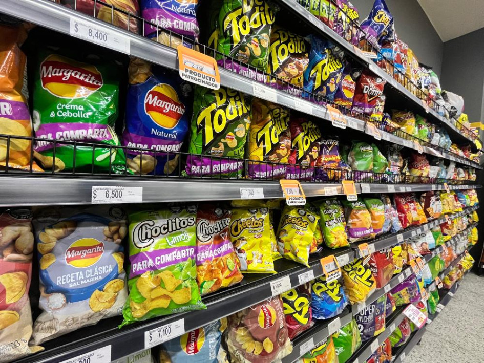 El DANE informó que en el 2022 la mitad de los colombianos consumieron alimentos de paquete. El DANE informó que en el 2022 la mitad de los colombianos consumieron alimentos de paquete.