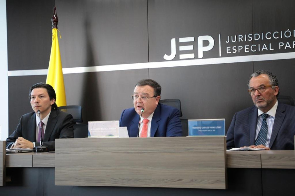 JEP imputa a excomandante del Ejército y 34 militares en Huila por falsos positivos JEP imputa a excomandante del Ejército y 34 militares en Huila por falsos positivos