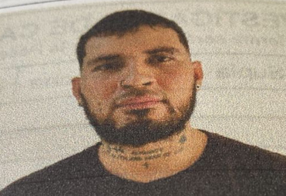 Heriberto Cárdenas Martínez, de 29 años, natural de Buenaventura. Debe pagar la pena encerrado. Heriberto Cárdenas Martínez, de 29 años, natural de Buenaventura. Debe pagar la pena encerrado.