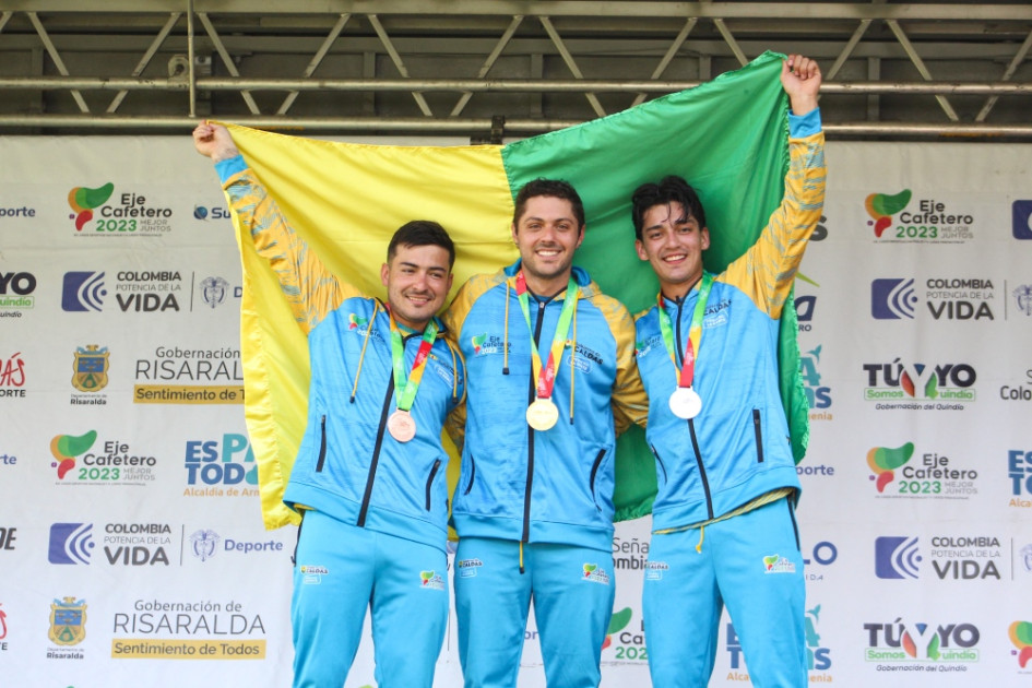 De izquierda a derecha, los caldenses Steven Ceballos (bronce), Rafael Gutiérrez (oro) y Camilo Sánchez (plata). De izquierda a derecha, los caldenses Steven Ceballos (bronce), Rafael Gutiérrez (oro) y Camilo Sánchez (plata).