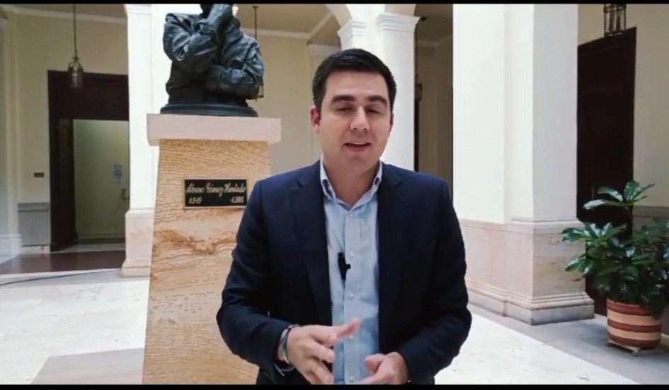 La Comisión Primera del Senado aprobó la semana pasada en tercer debate el proyecto de acto legislativo dirigido a regular el cannabis de uso adulto en Colombia, del que es coautor y ponente el representante a la Cámara del Partido Liberal por Putumayo Carlos Adolfo Ardila. La Comisión Primera del Senado aprobó la semana pasada en tercer debate el proyecto de acto legislativo dirigido a regular el cannabis de uso adulto en Colombia, del que es coautor y ponente el representante a la Cámara del Partido Liberal por Putumayo Carlos Adolfo Ardila.