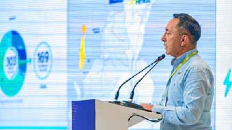Ricardo Roa, presidente de Ecopetrol, destacó “el excelente desempeño operativo y financiero” de todas las “líneas de negocio en un contexto de mercado dinámico”. Ricardo Roa, presidente de Ecopetrol, destacó “el excelente desempeño operativo y financiero” de todas las “líneas de negocio en un contexto de mercado dinámico”.