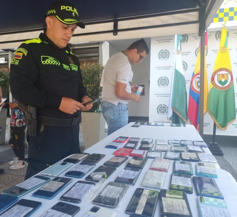 1.055 celulares han sido incautados en Manizales durante el 2023 1.055 celulares han sido incautados en Manizales durante el 2023