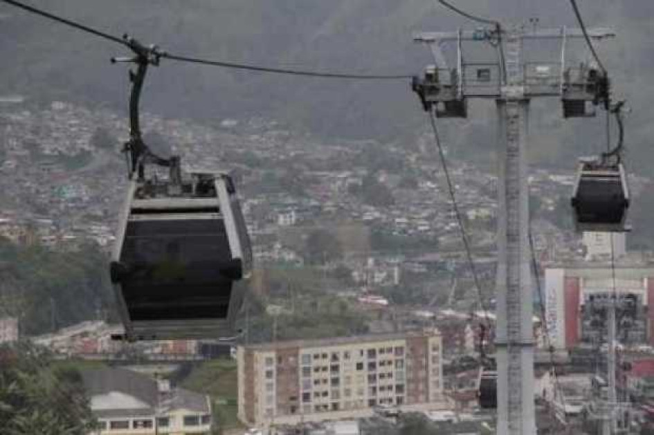 Cable aéreo línea 1: Fundadores Los Cámbulos Cable aéreo línea 1: Fundadores Los Cámbulos