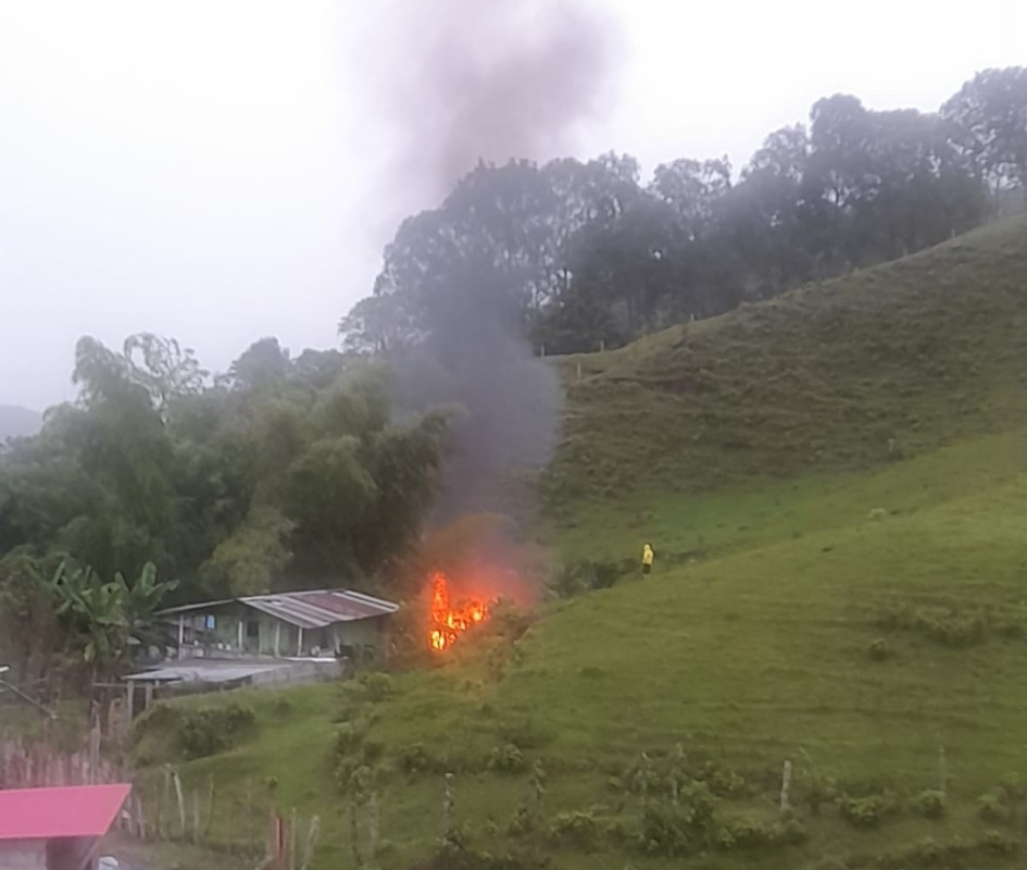 El incendio ocurrió en la tarde de este miércoles. El incendio ocurrió en la tarde de este miércoles.