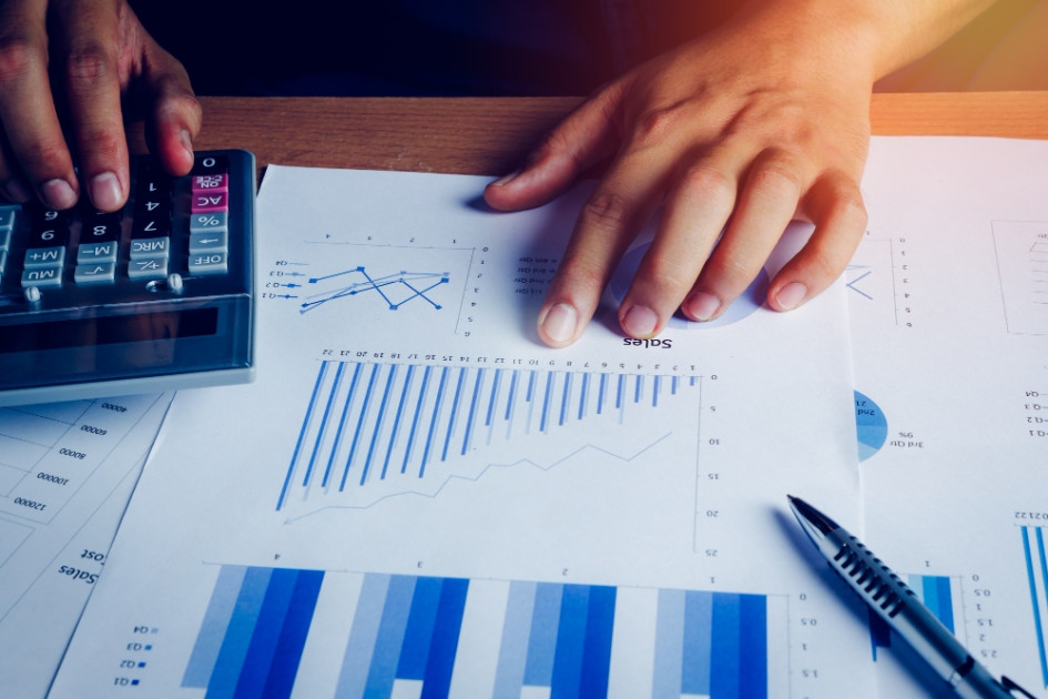 El DANE reveló que la economía del país se contrajo por primera vez desde el cuarto trimestre del 2020. Se esperaba un crecimiento del 0,3% o 0,4%. El DANE reveló que la economía del país se contrajo por primera vez desde el cuarto trimestre del 2020. Se esperaba un crecimiento del 0,3% o 0,4%.