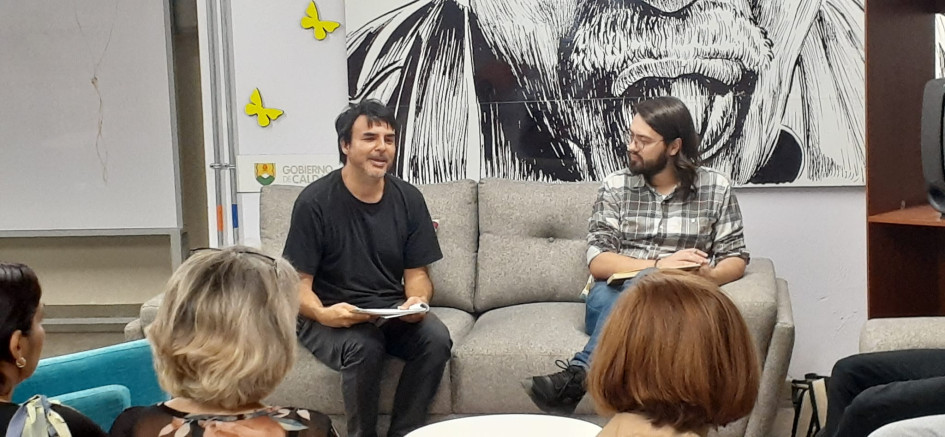 Marco Alejandro Tobón (izquierda) ganó el primer Certamen Municipal de Creación Literaria Chinchiná 2023, organizado por la Sociedad de Mejoras Públicas. Participó con las obras Rapé de Napoleón e Historia de un desplante, El Imperio de Brasil y El congreso de Panamá 1826, en las modalidades no ficción y narrativa. Marco Alejandro Tobón (izquierda) ganó el primer Certamen Municipal de Creación Literaria Chinchiná 2023, organizado por la Sociedad de Mejoras Públicas. Participó con las obras Rapé de Napoleón e Historia de un desplante, El Imperio de Brasil y El congreso de Panamá 1826, en las modalidades no ficción y narrativa.