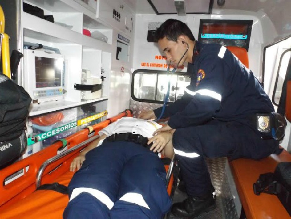 La IPS Cuerpo de Bomberos Chinchiná suspendió la movilización de pacientes en sus ambulancias por la falta de convenio o contrato con la Alcaldía. Movilizarán solo urgencias vitales. La IPS Cuerpo de Bomberos Chinchiná suspendió la movilización de pacientes en sus ambulancias por la falta de convenio o contrato con la Alcaldía. Movilizarán solo urgencias vitales.
