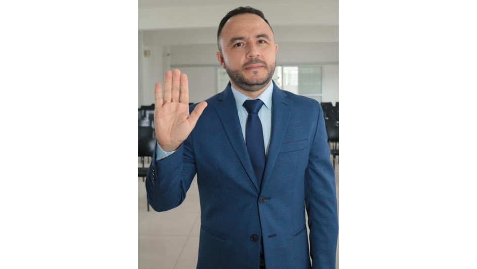 El chinchinense Cristhian Camilo López Rivera está inscrito en el concurso para elegir contralor General de la República. El chinchinense Cristhian Camilo López Rivera está inscrito en el concurso para elegir contralor General de la República.