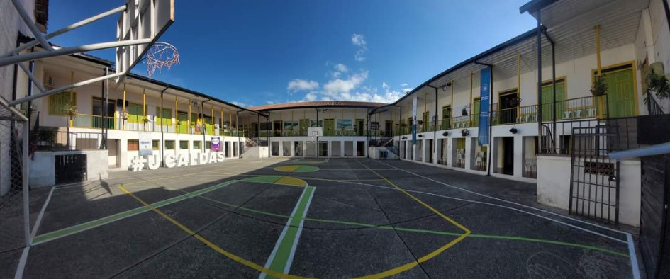 La Sede Norte de la Universidad de Caldas, en Aguadas, abrió sus puertas el 2 de diciembre en el colegio Roberto Peláez. La Sede Norte de la Universidad de Caldas, en Aguadas, abrió sus puertas el 2 de diciembre en el colegio Roberto Peláez.