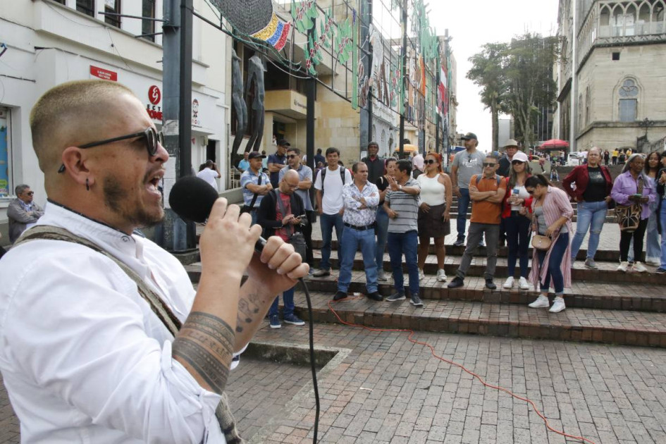 Con manifestaciones públicas los docentes de Caldas solicitan el pago de la prima. Con manifestaciones públicas los docentes de Caldas solicitan el pago de la prima.