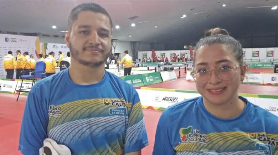 Miguel Castro y Manuela Celis, de Caldas, llegaron hasta la final de los Paranacionales para colgarse la presea dorada en dobles mixtos TT6-TT7 fisicos. Vencieron a Maritza Martínez y David Vargas de Bogotá. Miguel Castro y Manuela Celis, de Caldas, llegaron hasta la final de los Paranacionales para colgarse la presea dorada en dobles mixtos TT6-TT7 fisicos. Vencieron a Maritza Martínez y David Vargas de Bogotá.