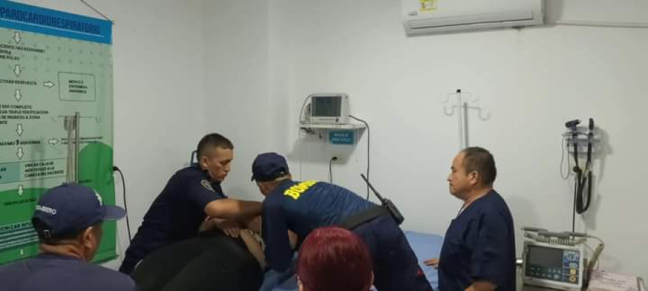 La paciente fue trasladada al hospital San Simón. La paciente fue trasladada al hospital San Simón.