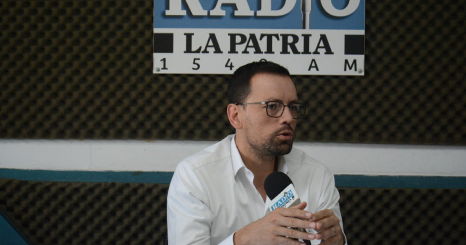 Luis Carlos Velásquez. Luis Carlos Velásquez.