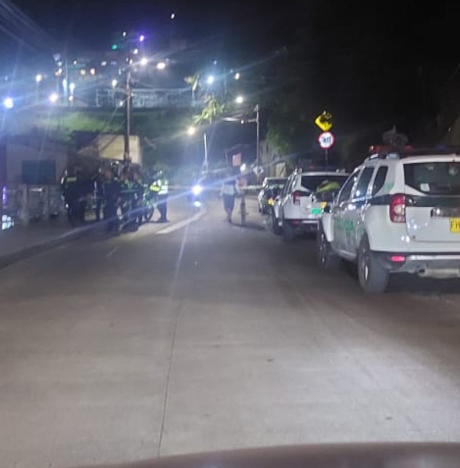 El sitio del crimen estuvo cerrado en la noche del martes. El sitio del crimen estuvo cerrado en la noche del martes.