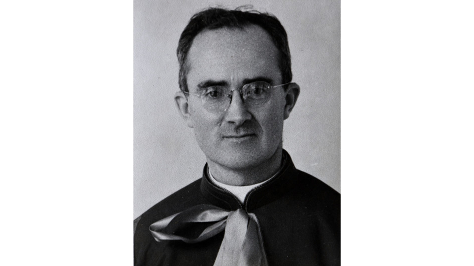 Carlos Isaza Mejía fue un destacado sacerdote salamineño. Carlos Isaza Mejía fue un destacado sacerdote salamineño.