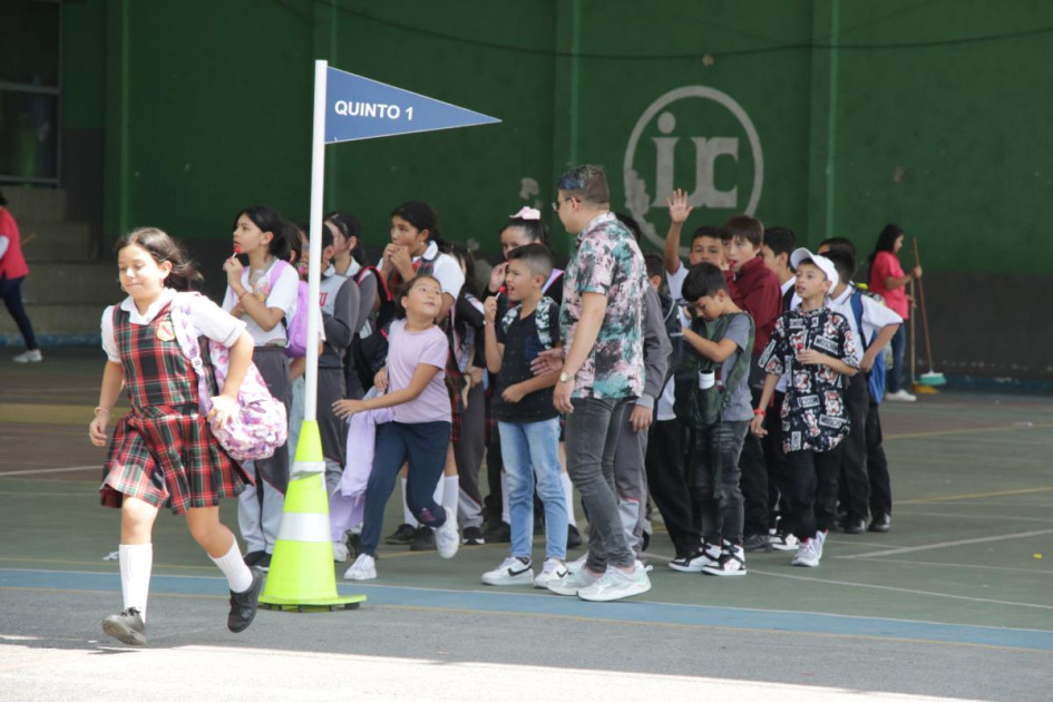 La jornada en el Instituto Universitario de Caldas arrancó a las 7:00 de la mañana. La jornada arrancó a las 7:00 de la mañana.