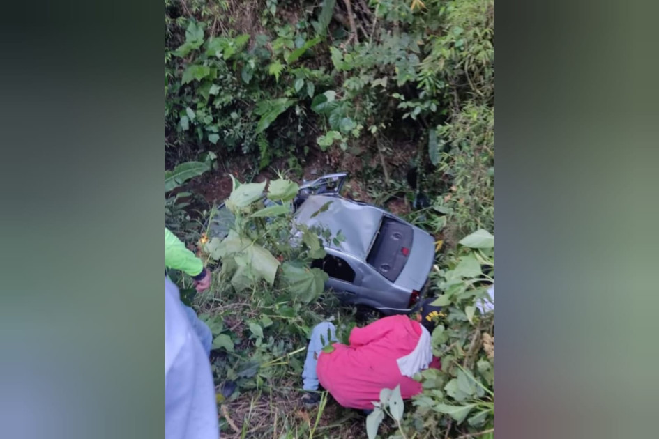Zona del accidente en la vía Manizales-Neira. Zona del accidente en la vía Manizales-Neira.