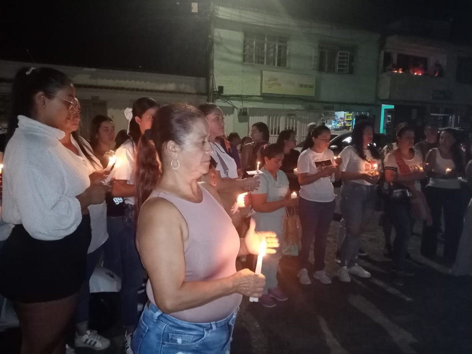 En Chinchiná oraron por enfermera en recuperación y conductor que falleció en accidente En Chinchiná oraron por enfermera en recuperación y conductor que falleció en accidente