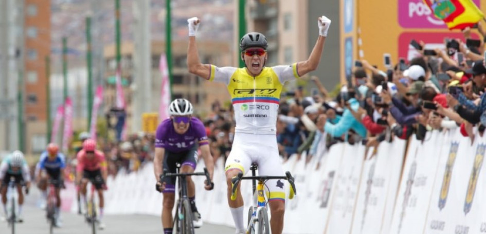 El final de ayer. Alejandro Osorio, de GW Erco Shimano, doblega a sus rivales. El final de ayer. Alejandro Osorio, de GW Erco Shimano, doblega a sus rivales.