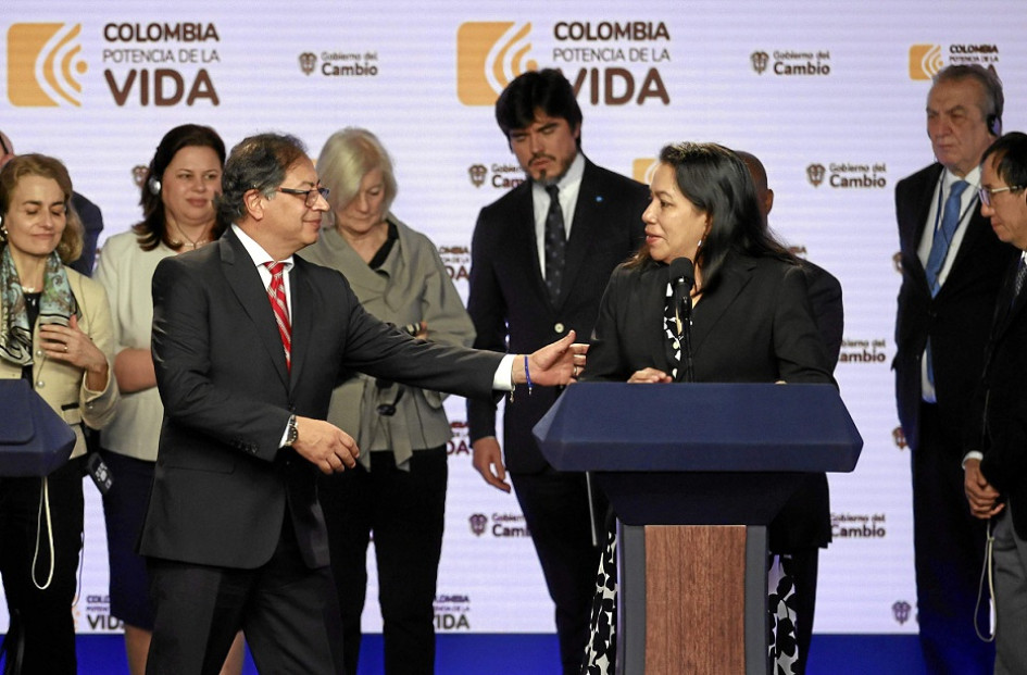 Los miembros del Consejo de Seguridad de la ONU halagaron ayer, en el comienzo de su tercera visita a Colombia, los esfuerzos del país por implementar el acuerdo de paz del 2016 y también por las negociaciones en marcha con otros grupos armados. Los miembros del Consejo de Seguridad de la ONU halagaron ayer, en el comienzo de su tercera visita a Colombia, los esfuerzos del país por implementar el acuerdo de paz del 2016 y también por las negociaciones en marcha con otros grupos armados.