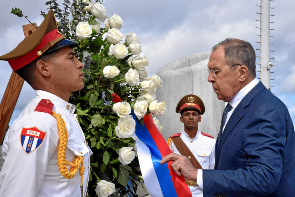 Foto | EFE | LA PATRIA Cuba y Rusia resaltaron las "excelentes relaciones" entre ambos países tras la reunión del ministro de Exteriores ruso, Serguéi Lavrov, con su homólogo insular, Bruno Rodríguez, en la capital de la isla. Foto | EFE | LA PATRIA Cuba y Rusia resaltaron las "excelentes relaciones" entre ambos países tras la reunión del ministro de Exteriores ruso, Serguéi Lavrov, con su homólogo insular, Bruno Rodríguez, en la capital de la isla.