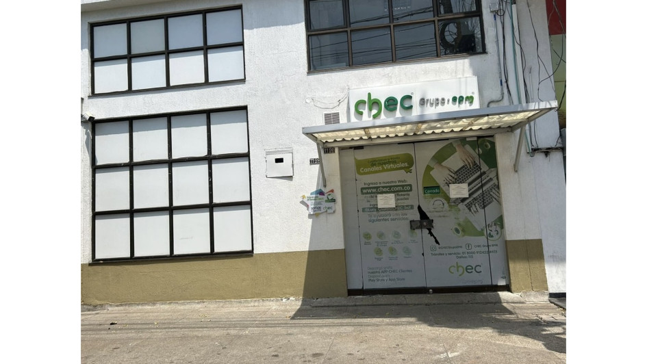 La sede de la Chec en La Dorada está ubicada en la carrera 3 #11-26. La sede de la Chec en La Dorada está ubicada en la carrera 3 #11-26.