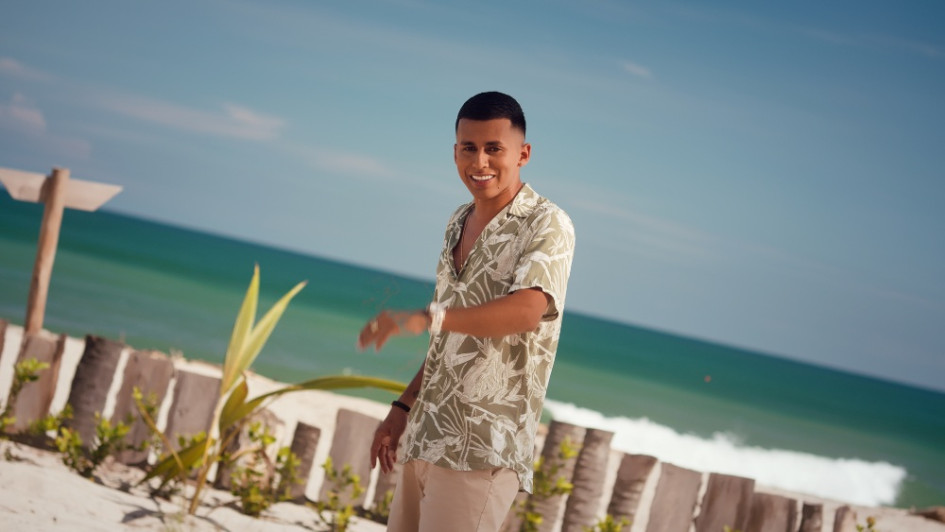 Sebastián Ayala. Sebastián Ayala.