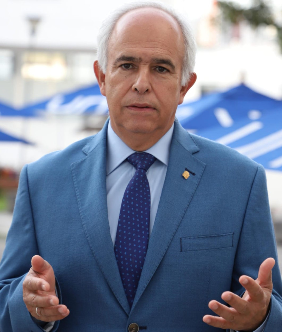 Germán Albeiro Castaño Duque, docente y aspirante a la Rectoría de la Universidad Nacional de Colombia. Germán Albeiro Castaño Duque, docente y aspirante a la Rectoría de la Universidad Nacional de Colombia.