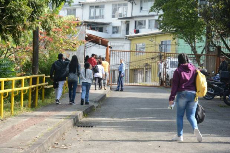 En el colegio Inem, de Manizales, también padecen por la falta de nombramientos de docentes. En el colegio Inem, de Manizales, también padecen por la falta de nombramientos de docentes.