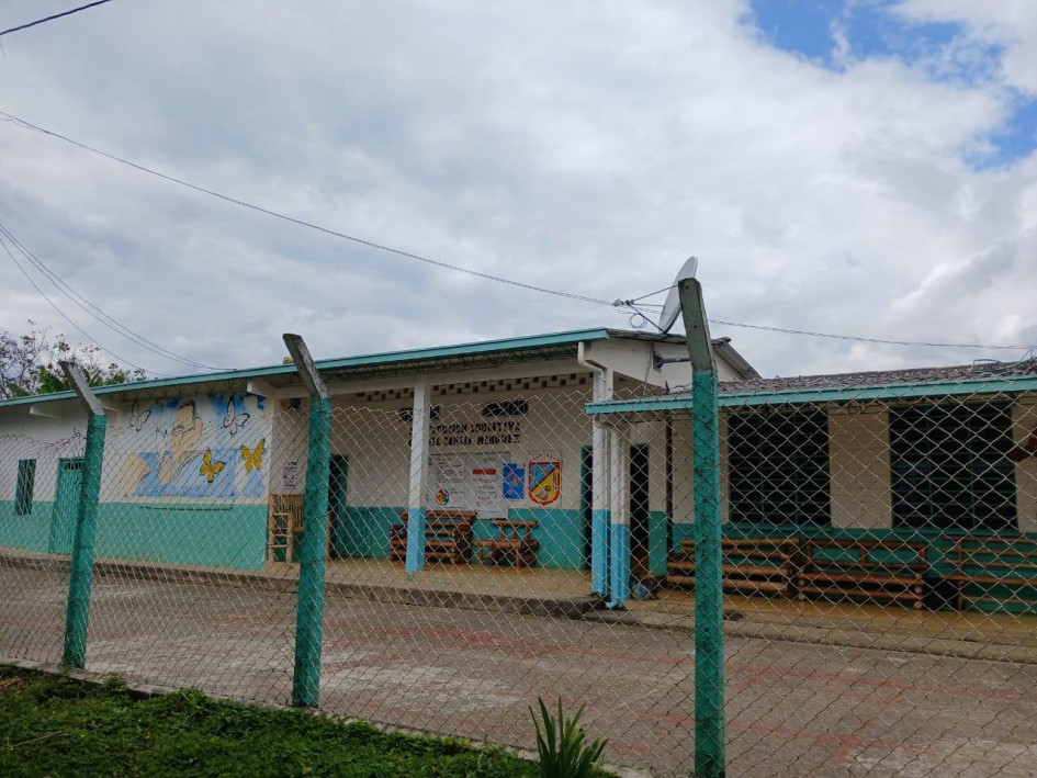 La falta de profesores se vive en colegios oficiales de municipios de Caldas. Por ejemplo, en la Institución Educativa Gabriel García Márquez, de Risaralda, requieren un docente de sociales. La falta de profesores se vive en colegios oficiales de municipios de Caldas. Por ejemplo, en la Institución Educativa Gabriel García Márquez, de Risaralda, requieren un docente de sociales.