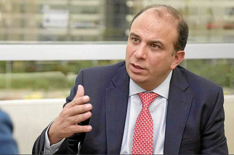 El defensor del pueblo, Carlos Camargo Assis. El defensor del pueblo, Carlos Camargo Assis.