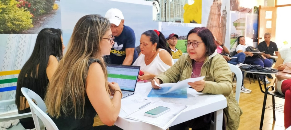 La ANT adelanta la caracterización territorial de potenciales beneficiarios de los programas de acceso a tierras, informalidad de la propiedad rural, falta de claridad en los títulos, predios inexplotados, baldíos y demás información relevante para la construcción del Plan de Ordenamiento Social de la Propiedad (POSPR) de Caldas. La ANT adelanta la caracterización territorial de potenciales beneficiarios de los programas de acceso a tierras, informalidad de la propiedad rural, falta de claridad en los títulos, predios inexplotados, baldíos y demás información relevante para la construcción del Plan de Ordenamiento Social de la Propiedad (POSPR) de Caldas.