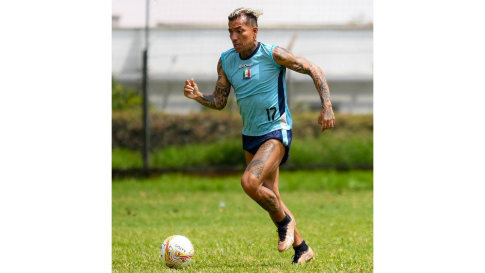 Dayro Moreno pisará hoy la cancha del Atanasio Girardot con la ilusión de hacer un gol y ser el máximo anotador del Campeonato Colombiano en 75 años de historia. Dayro Moreno pisará hoy la cancha del Atanasio Girardot con la ilusión de hacer un gol y ser el máximo anotador del Campeonato Colombiano en 75 años de historia.