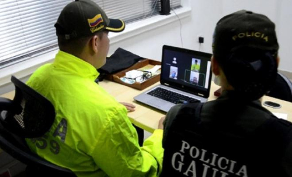 Según la denuncia, los sujetos ofrecían seguridad a la brava a contratistas de Aguas de Manizales. Según la denuncia, los sujetos ofrecían seguridad a la brava a contratistas de Aguas de Manizales.