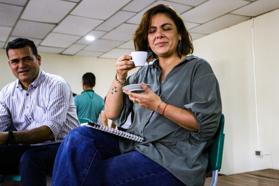 La ministra de Agricultura, Jhenifer Mojica, estuvo este viernes en la Escuela Nacional de la Calidad del Café, del Sena, en Chinchiná (Caldas). La ministra de Agricultura, Jhenifer Mojica, estuvo este viernes en la Escuela Nacional de la Calidad del Café, del Sena, en Chinchiná (Caldas).