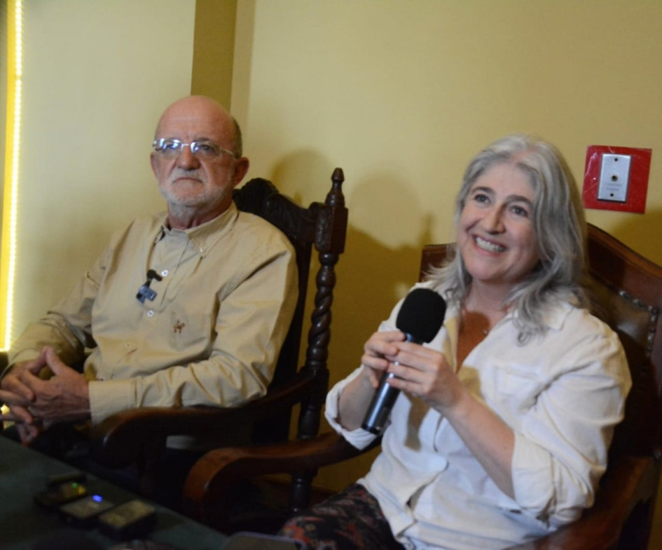 El gobernador de Caldas, Henry Gutiérrez, con la ministra de Vivienda, Catalina Velasco, en la visita de la alta funcionaria a Manizales el sábado. El gobernador de Caldas, Henry Gutiérrez, con la ministra de Vivienda, Catalina Velasco, en la visita de la alta funcionaria a Manizales el sábado.