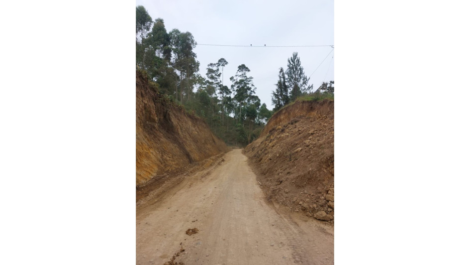 Así se ven hoy algunas de las obras en la vía Riosucio-Jardín. Así se ven hoy algunas de las obras en la vía Riosucio-Jardín.