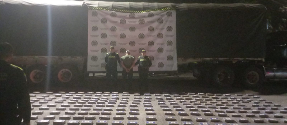 37 kilos de cocaína incautados en Puerto Salgar (Cundinamarca). 37 kilos de cocaína incautados en Puerto Salgar (Cundinamarca).
