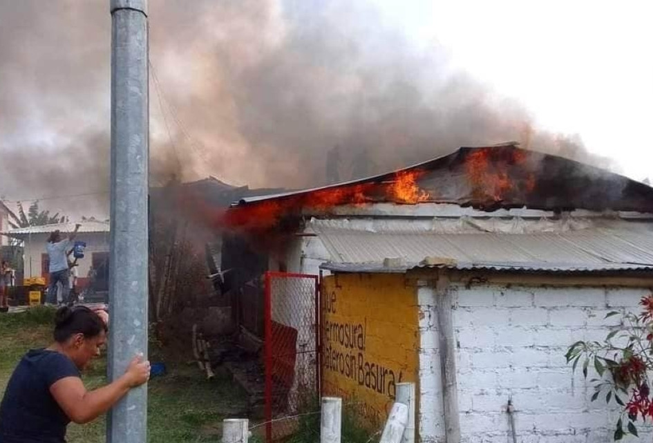 Esta es la vivienda que fue consumida por las llamas en Quinchía (Risaralda). Esta es la vivienda que fue consumida por las llamas en Quinchía (Risaralda).