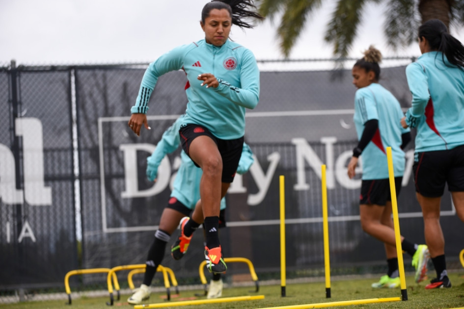 El seleccionado nacional jugará hoy ante Estados Unidos por los cuartos de final de la Copa de Oro Femenina. En la imagen, la lateral izquierda Manuela Vanegas. El seleccionado nacional jugará hoy ante Estados Unidos por los cuartos de final de la Copa de Oro Femenina.