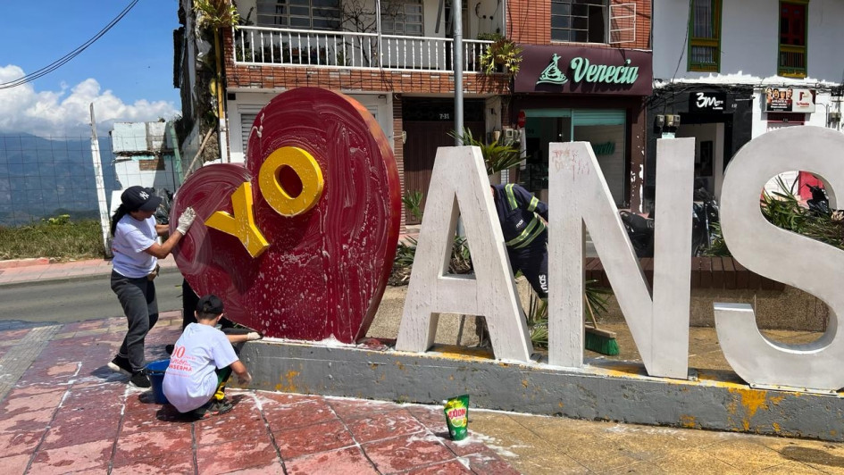 Con Amor por Anserma se celebraron los primeros 100 días de la actual Administración. Con Amor por Anserma se celebraron los primeros 100 días de la actual Administración.