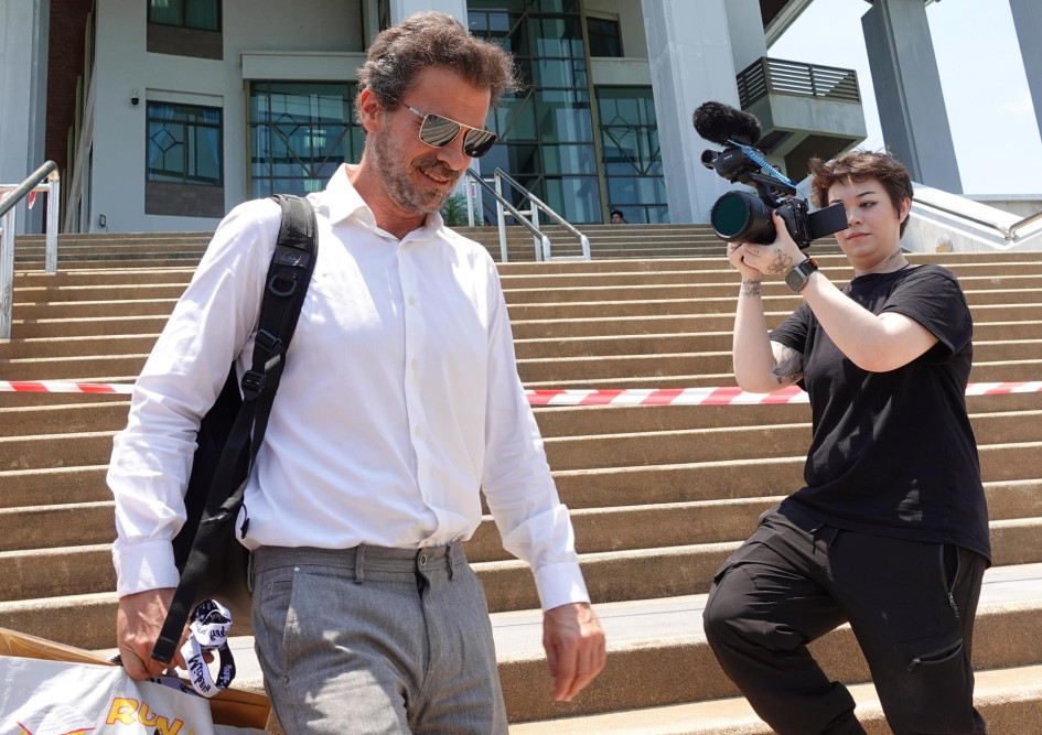 Rodolfo Sancho, padre de Daniel Sancho, saliendo del tribunal de la isla de Samui en Tailandia. Rodolfo Sancho, padre de Daniel Sancho, saliendo del tribunal de la isla de Samui en Tailandia.