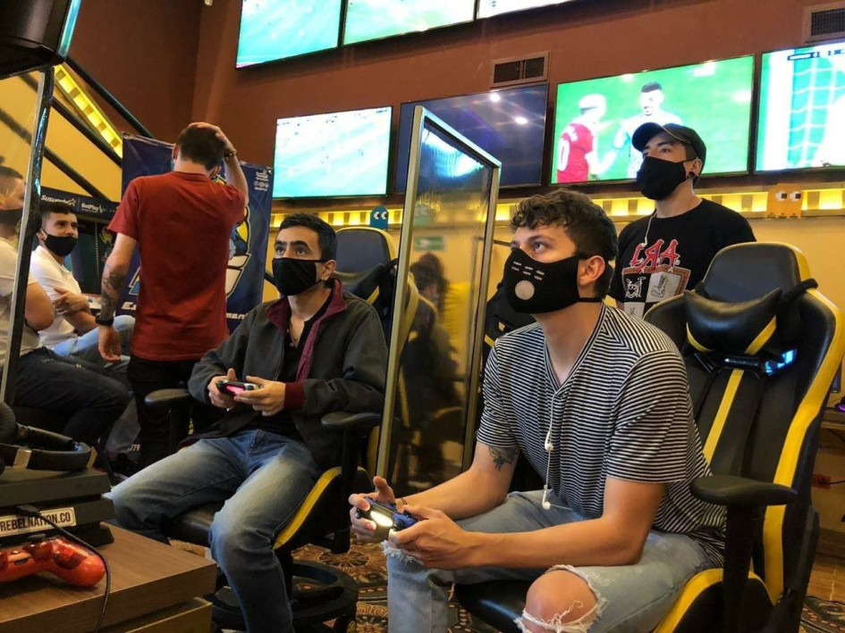 Para el 2024, en el país se estiman 9,6 millones de usuarios de e-sports y se prevén ingresos de US$550 millones, de acuerdo con Statista. Para el 2024, en el país se estiman 9,6 millones de usuarios de e-sports y se prevén ingresos de US$550 millones, de acuerdo con Statista.