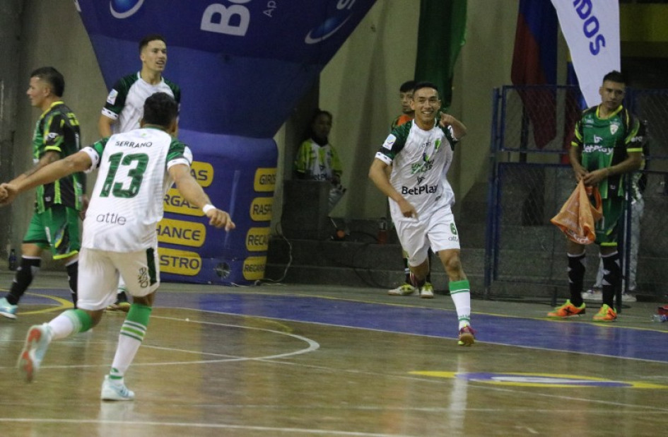 A las 8:00 de la noche y con entrada gratuita en el Coliseo Menor, la U. de Manizales recibirá al Atlético Cauca en la Liga Nacional de Fútbol Sala. A las 8:00 de la noche y con entrada gratuita en el Coliseo Menor, la U. de Manizales recibirá al Atlético Cauca en la Liga Nacional de Fútbol Sala.